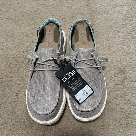 Hey Dude size 8 Wendy Chambray Beige NWT - Picture 2 of 5